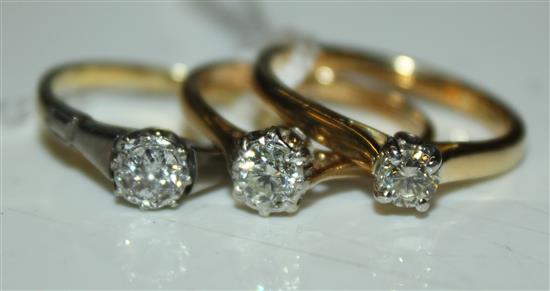 3 diamond solitaire rings